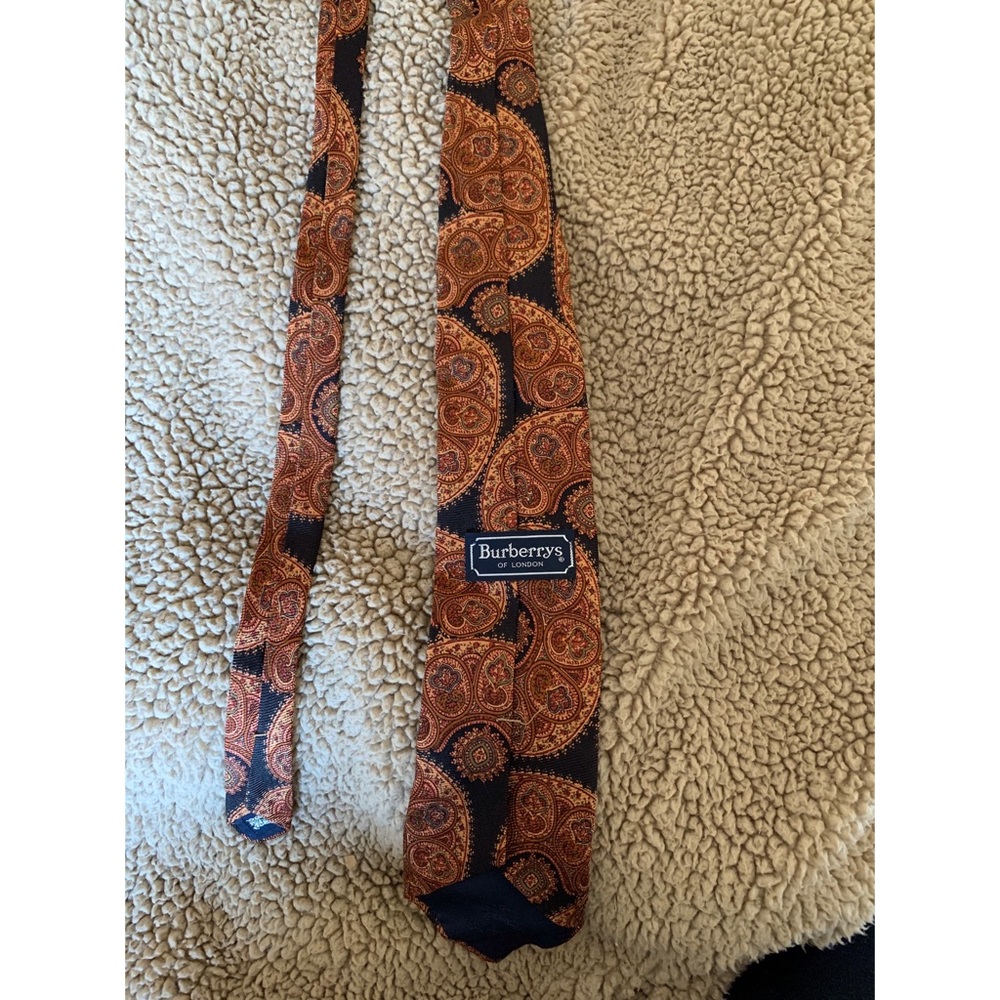 Burberry men tie